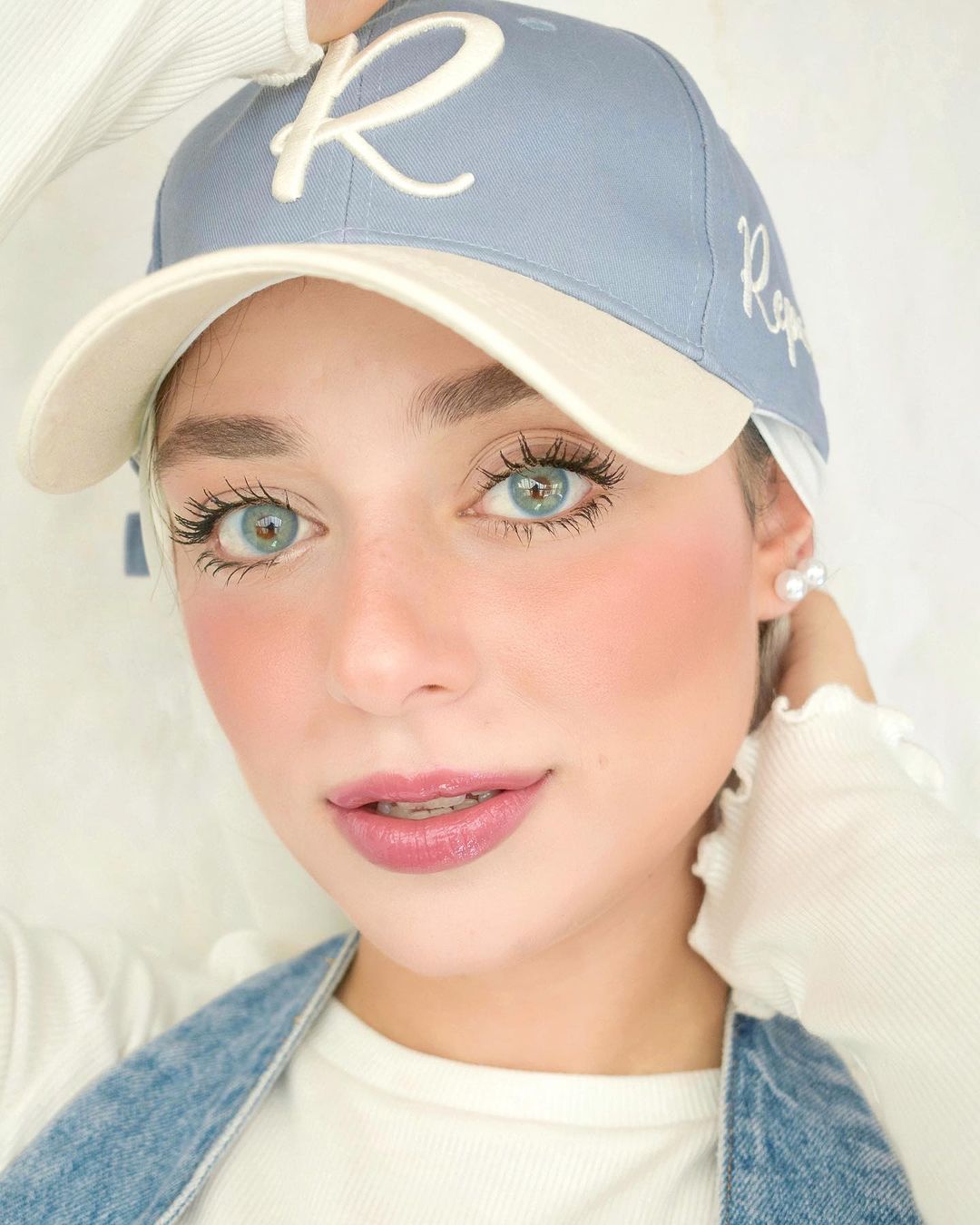 POLAR LIGHT BLUE