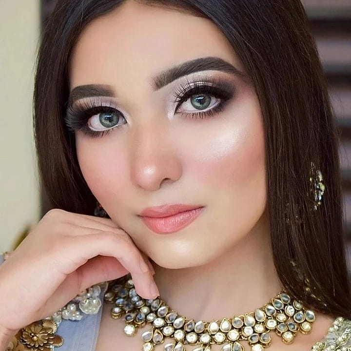 GRAY GREEN